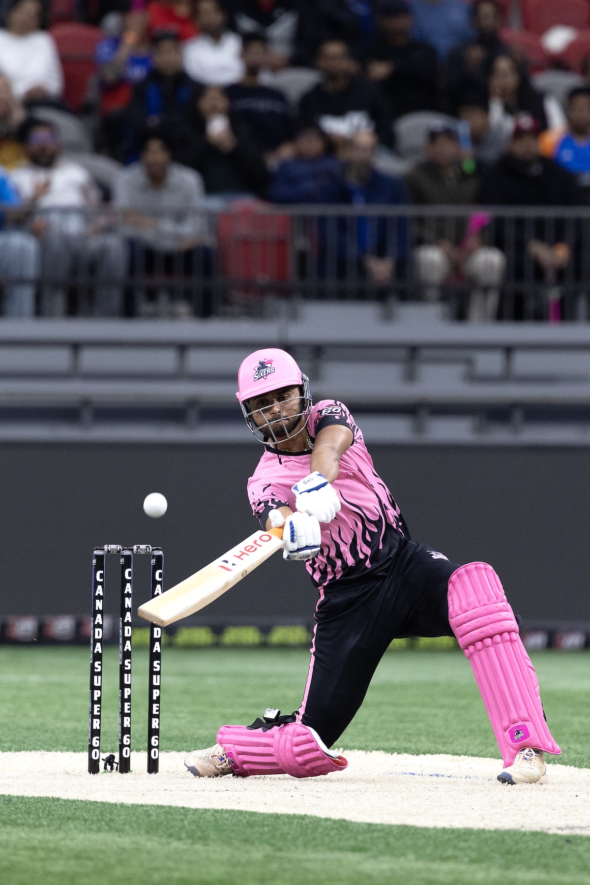 Canada Super 60 Match 13 — Toronto Sixers vs Mississauga Masters — photo 2